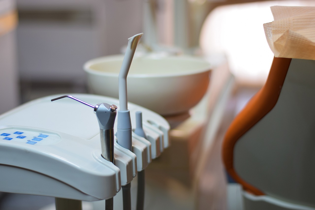 Cum invățăm sa ne imprietenim cu medicul dentist